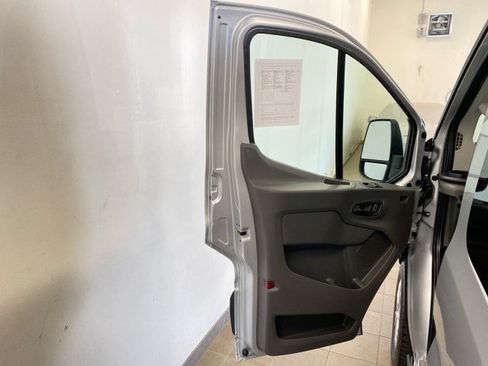 Used 2023 Ford Transit 350 XLT RWD image 15