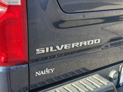 Used 2022 Chevrolet Silverado 1500 RST image 23