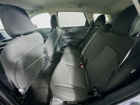 Used 2025 Kia Sportage LX FWD image 25