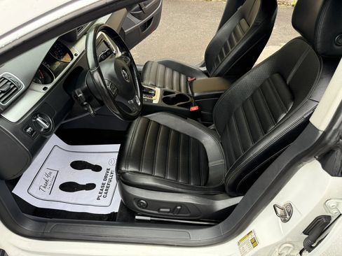 Used 2012 Volkswagen CC R-Line FWD image 26