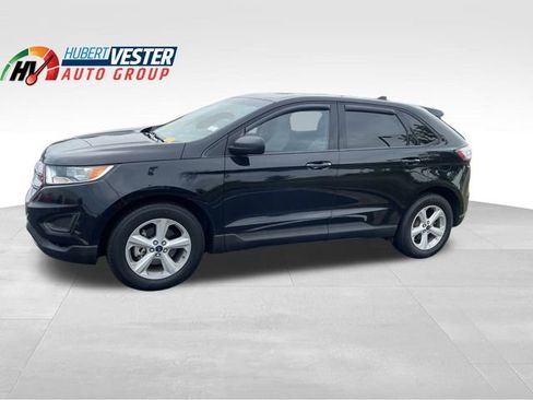 Used 2017 Ford Edge SE image 1