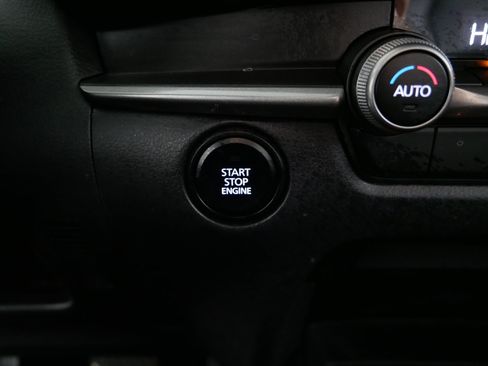 Used 2022 MAZDA CX-30 AWD 2.5 S w/ Select Package image 29