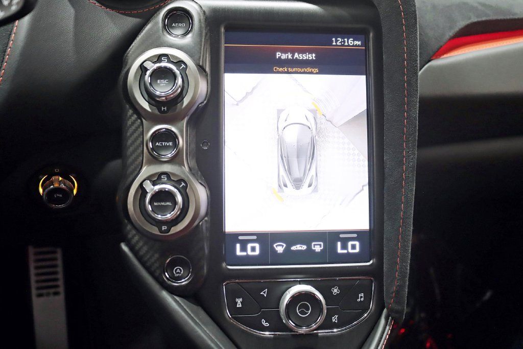 Used 2018 McLaren 720S RWD image 33