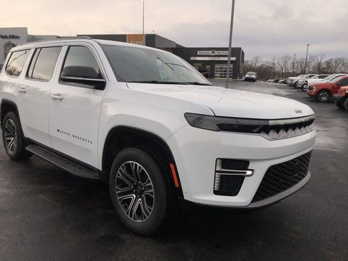 New 2026 Jeep Grand Wagoneer 4WD image 15