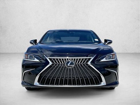 Used 2024 Lexus ES 350 w/ Premium Package FWD image 3