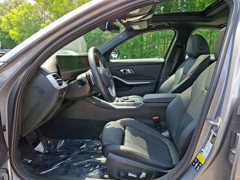 Used 2023 BMW 330i xDrive Sedan w/ Premium Package AWD/4WD image 16