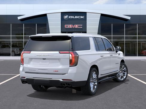New 2026 GMC Yukon XL Denali w/ Denali Reserve Package AWD/4WD image 39