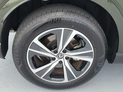 Used 2025 Lexus RX 350 Premium w/ Accessory Package (Z1) FWD image 7