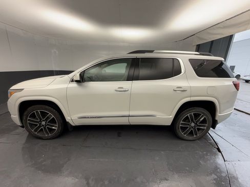 Used 2019 GMC Acadia Denali w/ LPO, Floor Liner Package image 6