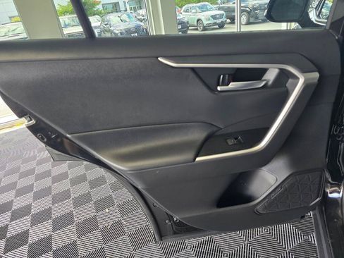Certified 2025 Toyota RAV4 XLE AWD/4WD image 37