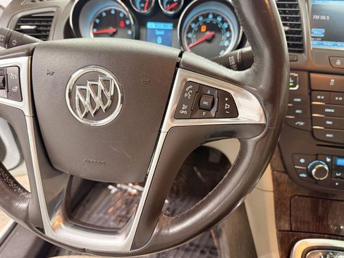 Used 2013 Buick Regal Premium FWD image 17