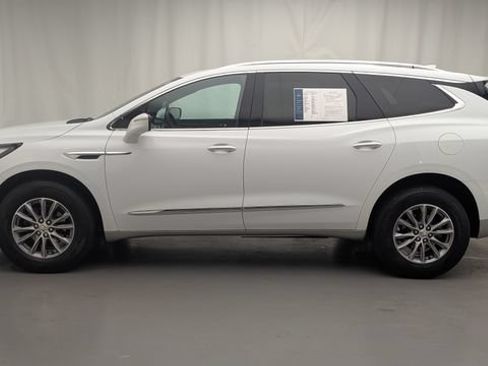 Certified 2024 Buick Enclave Essence FWD image 9