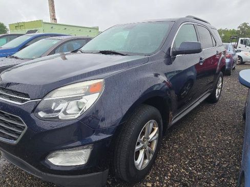 Used 2017 Chevrolet Equinox LT w/ Convenience Package FWD image 9