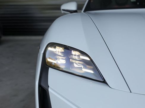 New 2026 Porsche Taycan Turbo S AWD/4WD image 11