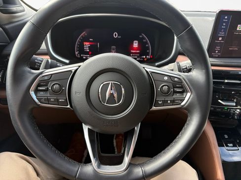 Used 2025 Acura MDX FWD w/ Technology Package image 13