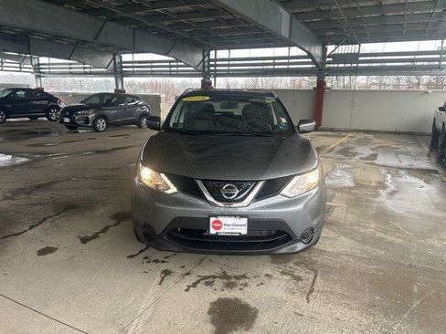 Used 2018 Nissan Rogue Sport SV image 8
