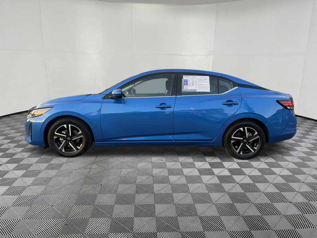 Used 2025 Nissan Sentra SV FWD image 4