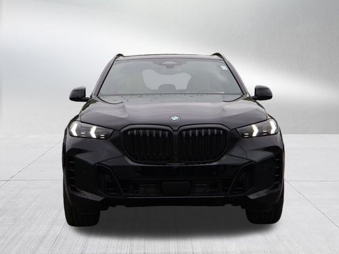 New 2026 BMW X5 xDrive40i w/ M Sport Package AWD/4WD image 3