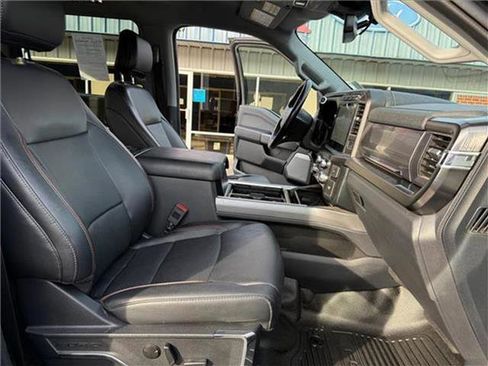 Used 2023 Ford F250 Lariat w/ Chrome Package image 36