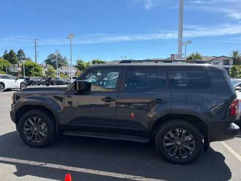 Used 2025 Toyota Land Cruiser AWD/4WD image 9