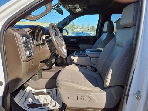 Used 2021 GMC Sierra 1500 SLT w/ X31 Off-Road Package AWD/4WD image 2