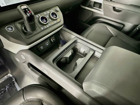 Certified 2023 Land Rover Defender 110 S AWD/4WD image 14