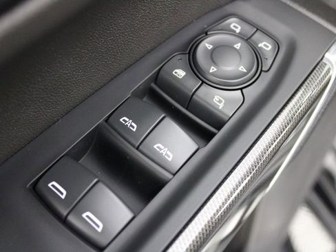Used 2021 GMC Sierra 1500 AT4 AWD/4WD image 19