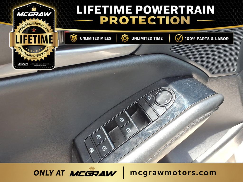 Used 2024 MAZDA MAZDA3 s FWD image 10