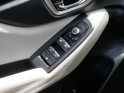 Used 2020 Subaru Forester Premium AWD/4WD image 19