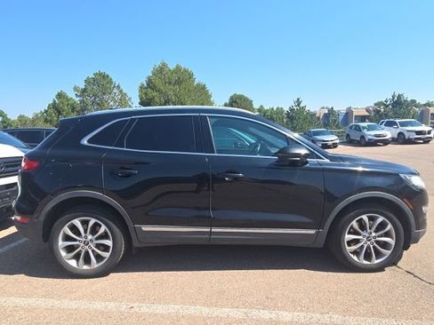 Used 2017 Lincoln MKC Select w/ Select Plus Package AWD/4WD image 13