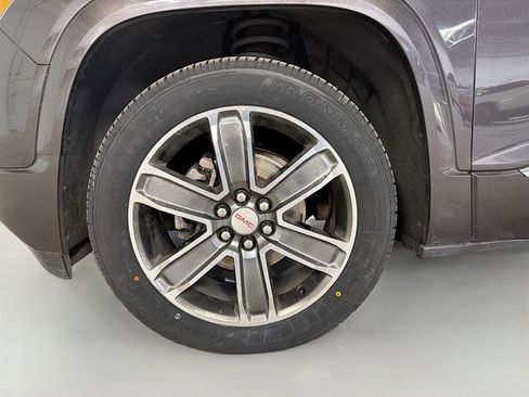 Used 2017 GMC Acadia Denali w/ Technology Package image 34