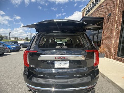 Used 2023 GMC Yukon XL Denali w/ Denali Reserve Package AWD/4WD image 28
