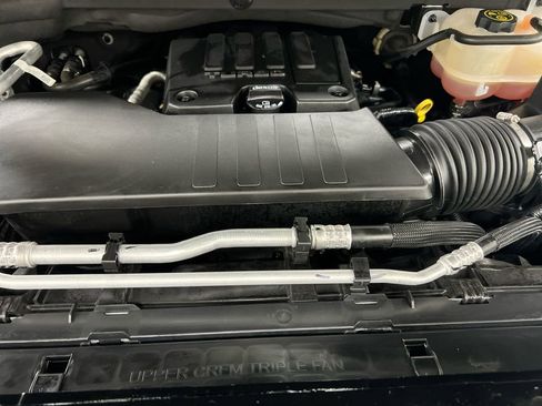 Used 2023 Chevrolet Silverado 1500 LT AWD/4WD image 25