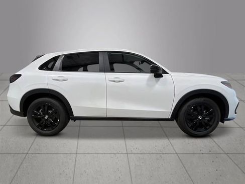 New 2026 Honda HR-V Sport image 8