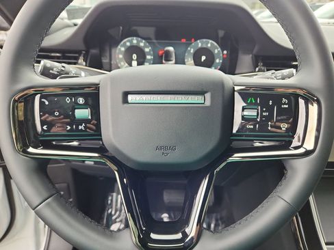 Certified 2026 Land Rover Range Rover Evoque S AWD/4WD image 18