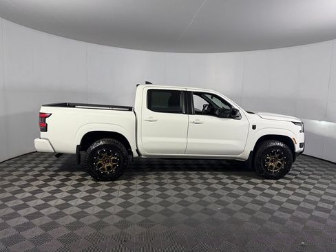Used 2026 Nissan Frontier SV w/ SV Convenience Package RWD image 7