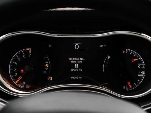 Used 2020 Jeep Grand Cherokee Altitude AWD/4WD image 23