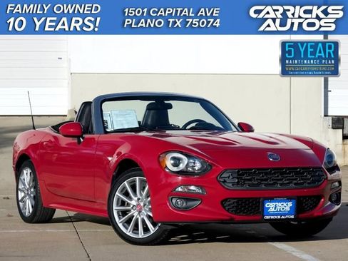Used 2018 FIAT 124 Spider Lusso w/ Navigation & Sound Group image 1