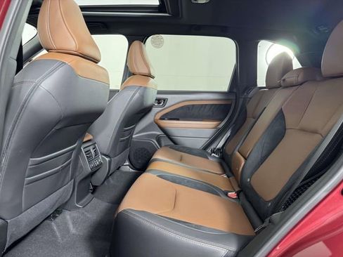 Certified 2025 Subaru Forester Touring AWD/4WD image 31