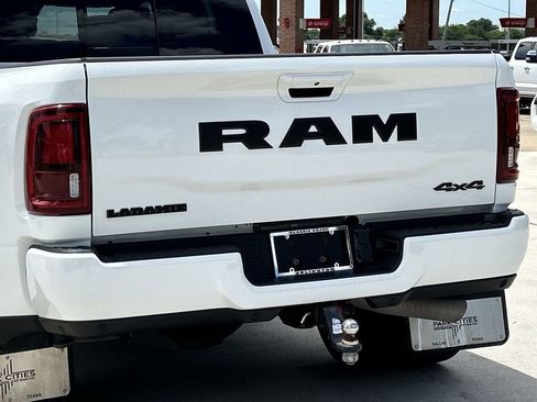 Used 2025 RAM 3500 Laramie w/ Night Edition AWD/4WD image 7