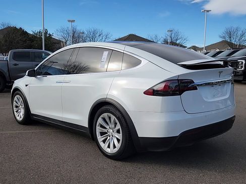 Used 2017 Tesla Model X 90D image 10