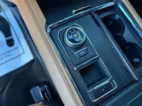 Used 2023 Ford Expedition Platinum image 21