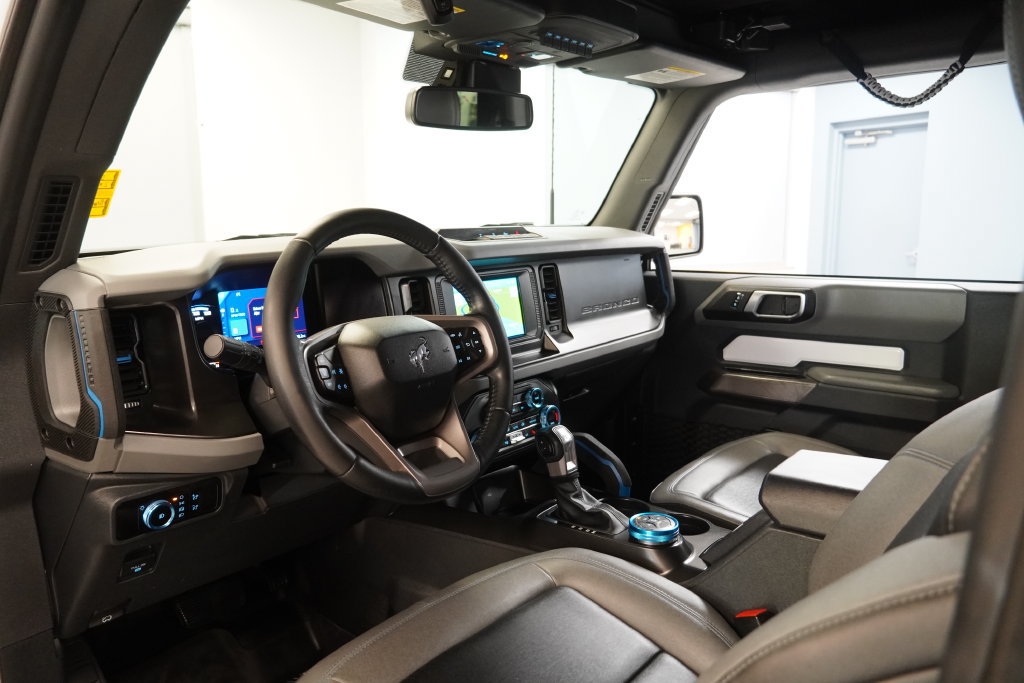 Used 2023 Ford Bronco Black Diamond AWD/4WD image 6
