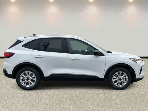 New 2026 Ford Escape Active w/ Cold Weather Package FWD image 4