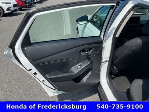 Used 2023 Honda Accord LX image 15