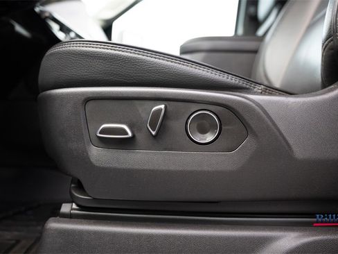 Used 2024 GMC Sierra 2500 Denali w/ Denali Reserve Package image 11