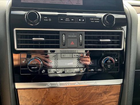 Used 2021 Nissan Armada SL w/ Captain's Chairs Package image 24