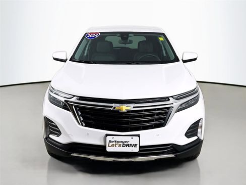 Used 2024 Chevrolet Equinox LT image 3