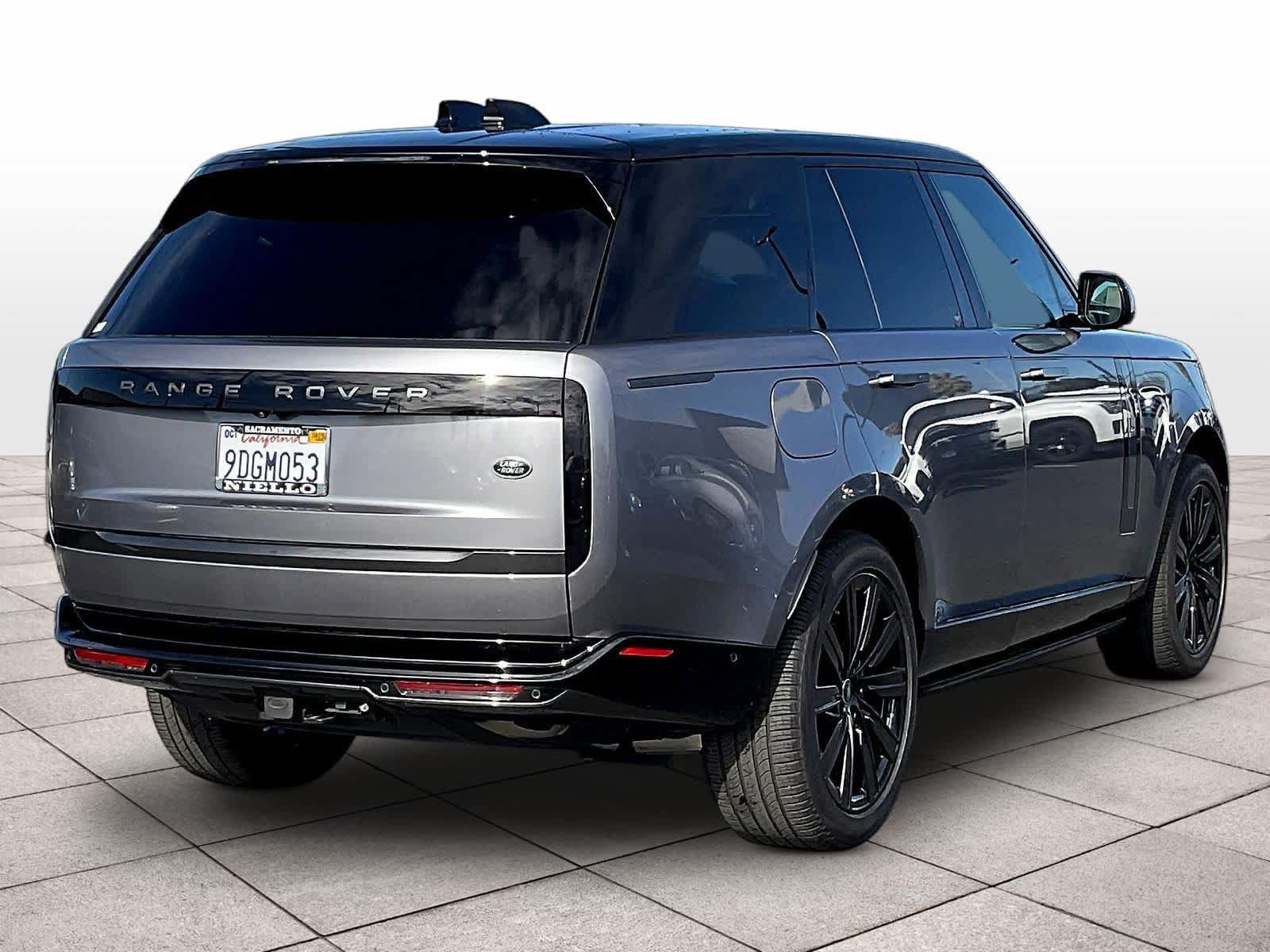Used 2023 Land Rover Range Rover SE AWD/4WD image 15
