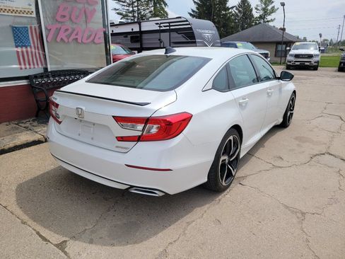 Used 2022 Honda Accord Sport image 5